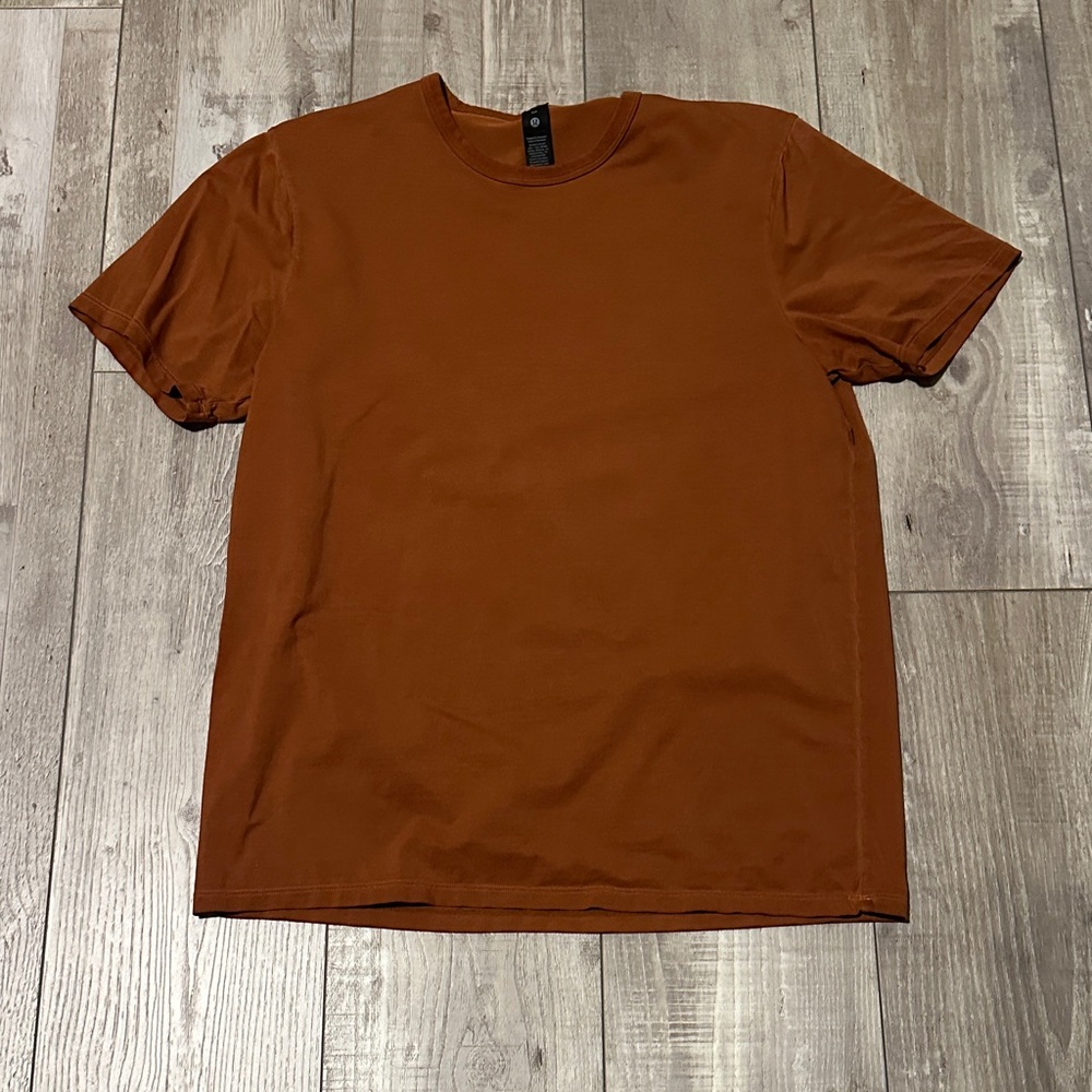 lululemon athletica Men's Copper Short Sleeve Tee